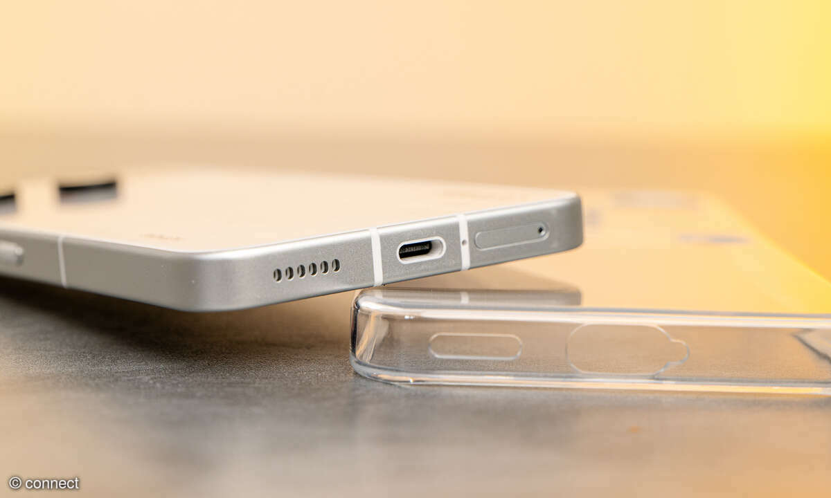 nothing-phone-3-usb-port
