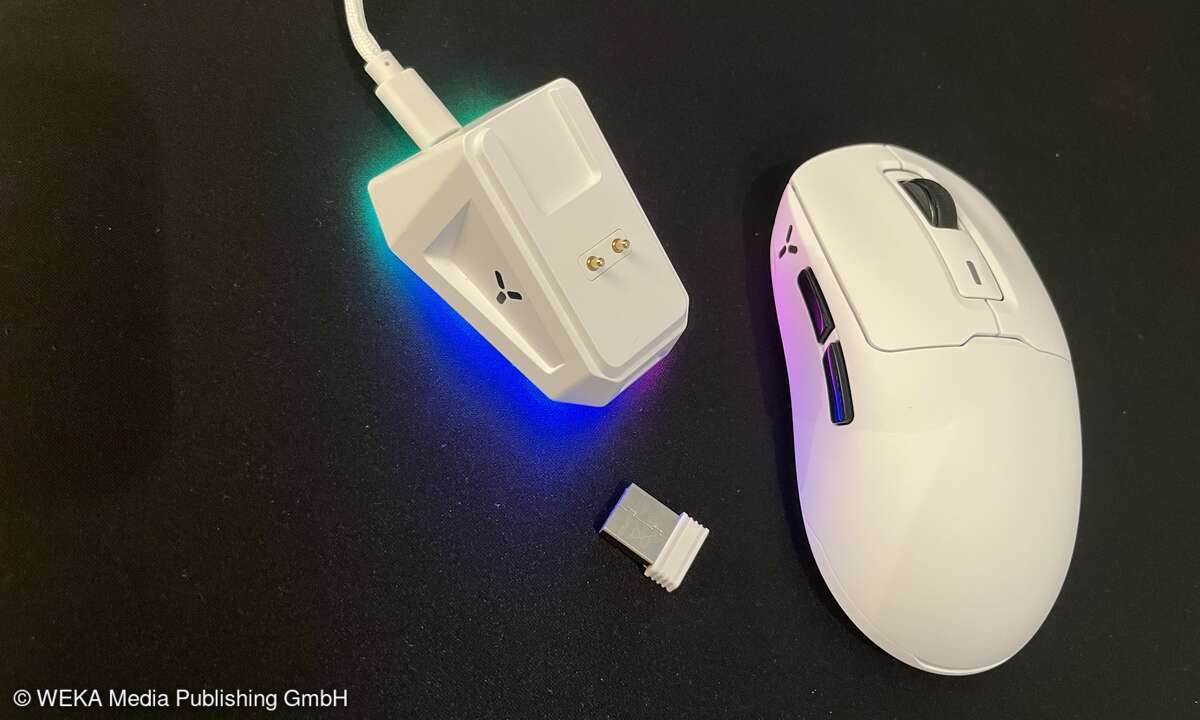 ISY IGM-6000-WT: zum Lieferumfang gehören Gaming-Maus, Kabel, Dongle und Ladestation.