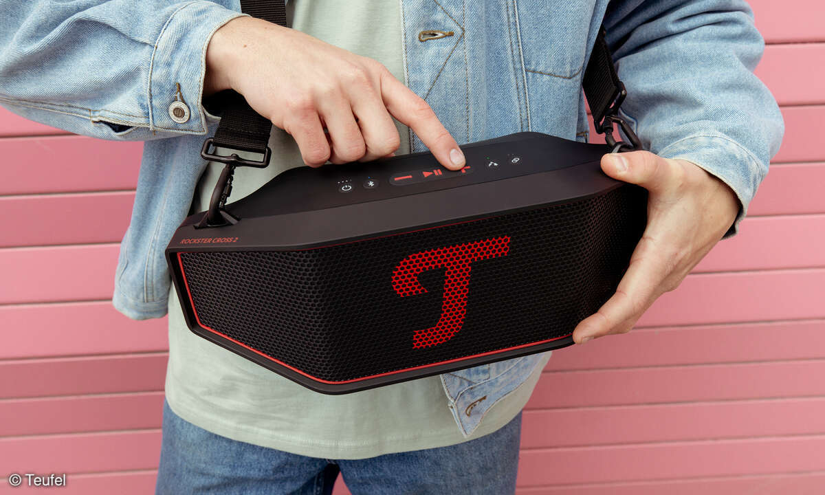 teufel-rockster-cross-2-bluetooth-lautsprecher-schwarz