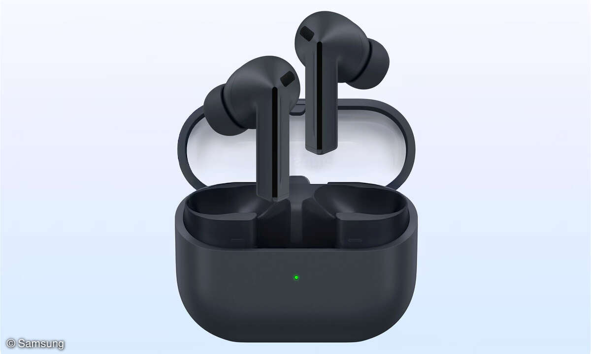 samsung-galaxy-buds3-fe-earbuds-in-case