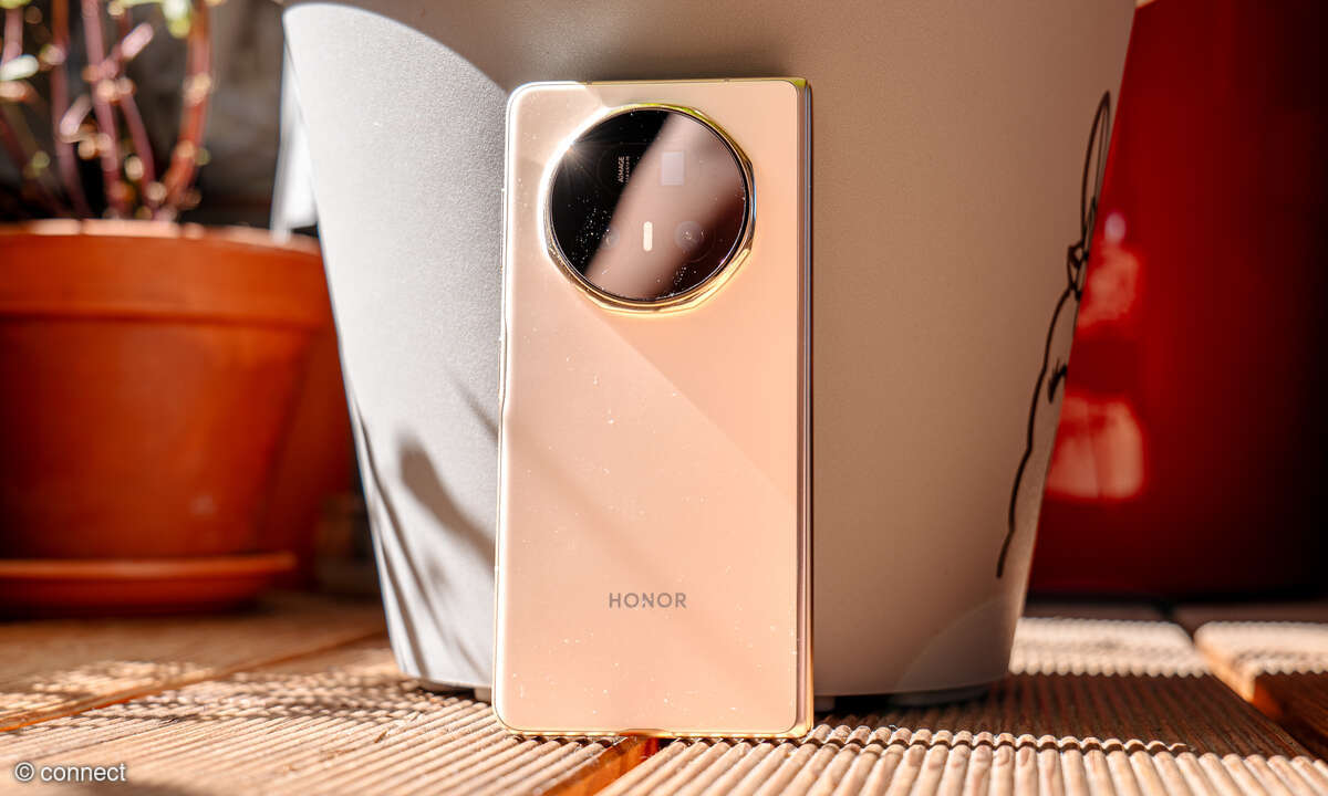 honor-magic-v5-back