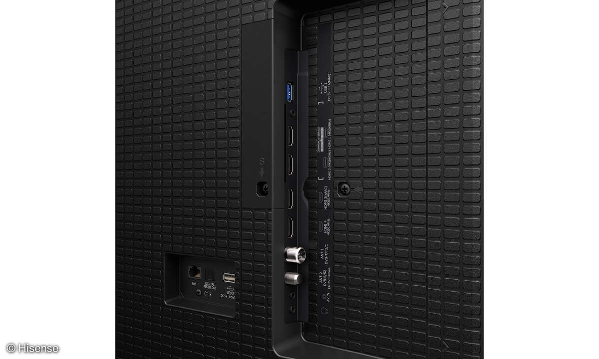Hisense 100E7Q PRO im Test: Ports