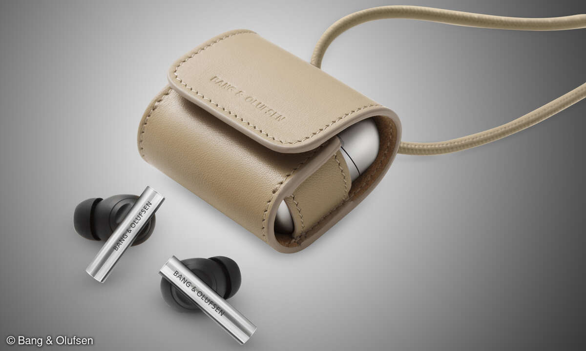 bang-olufsen-beo-grace-pouch-seashell-grey