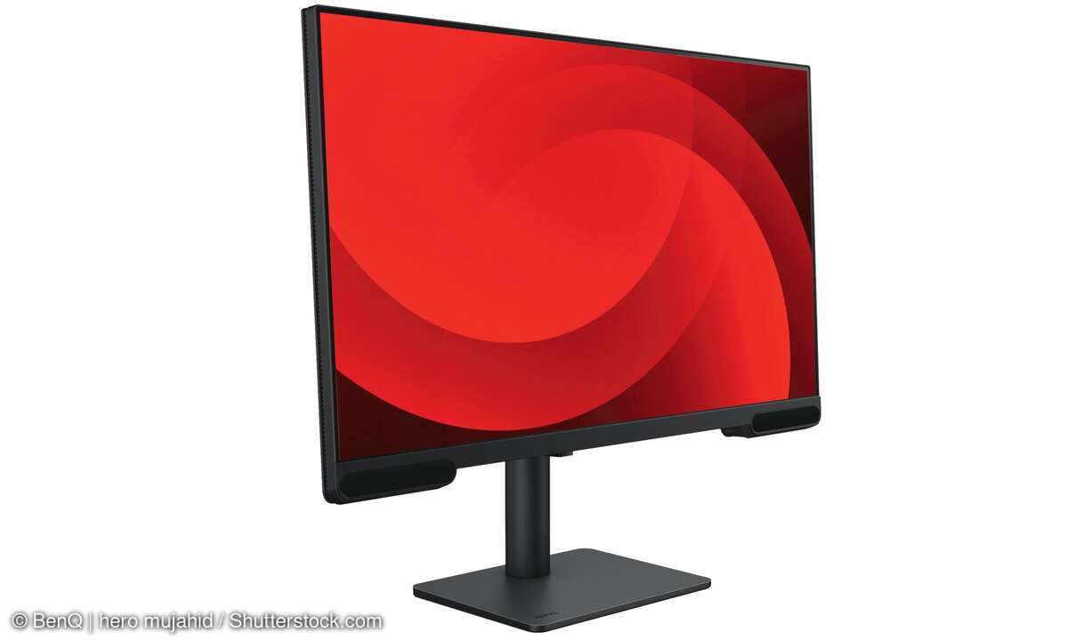 benq-pv3200u-hero-mujahid-shutterstock-com
