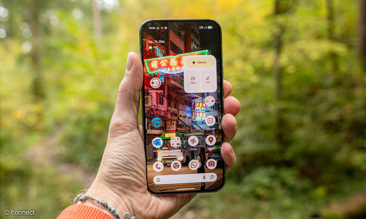 Google Pixel 10 Pro XL Display