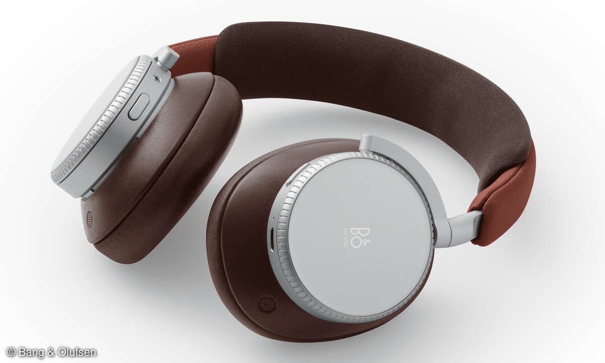 bangolufsen-the-centennial-collection-beoplay-h100-0022