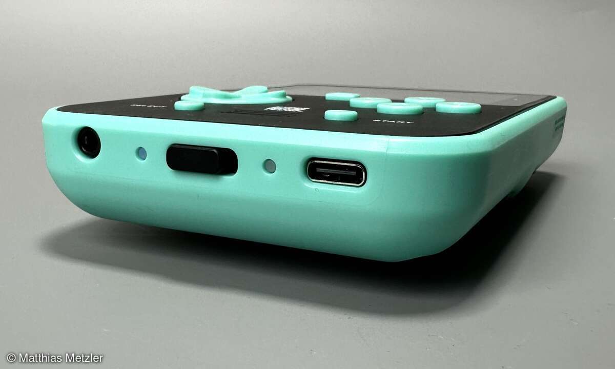 super-pocket-handheld-usb-c