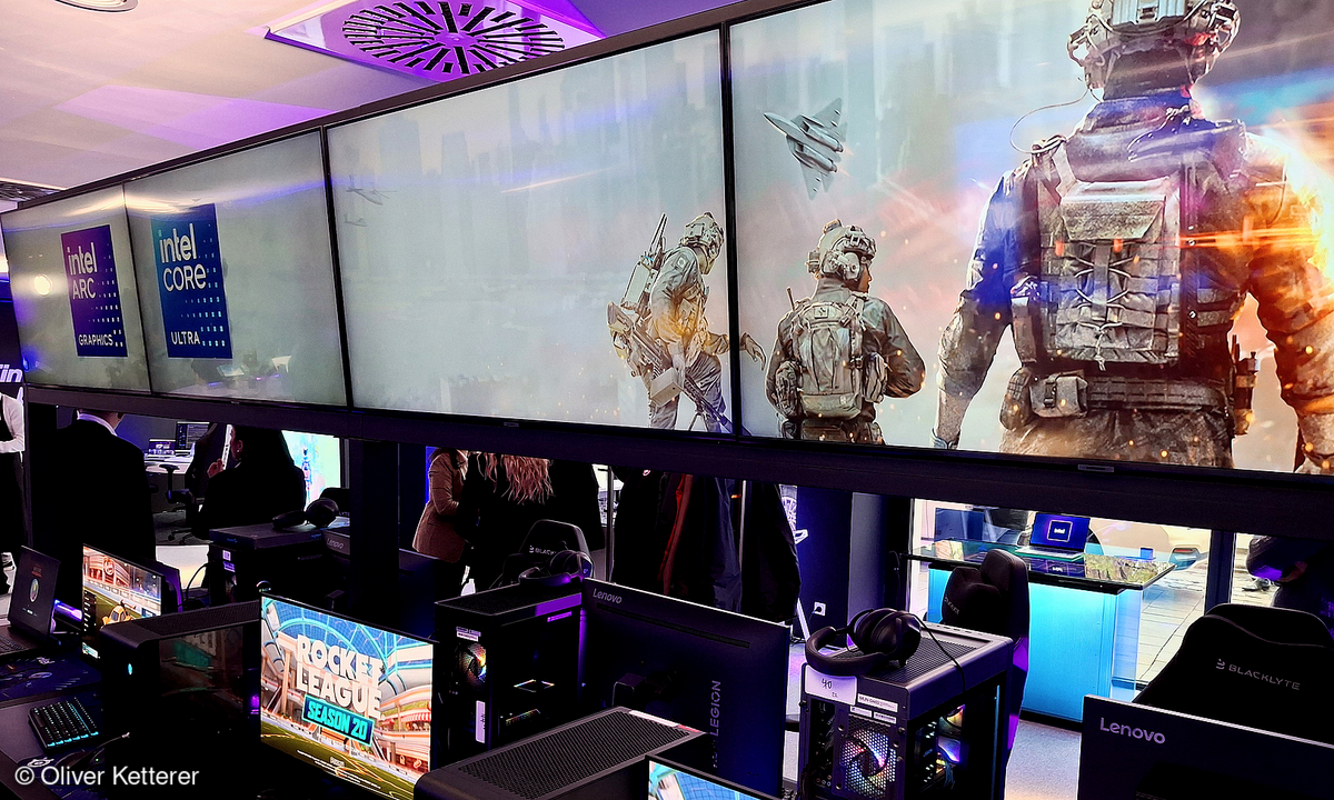 Intel Popup Experience Store