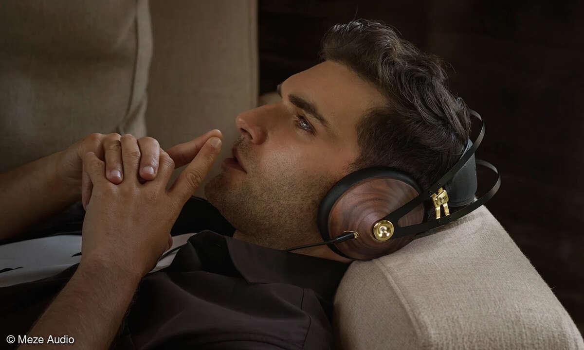 meze-99-classics-gen2-over-ear-hifi-kopfhoerer