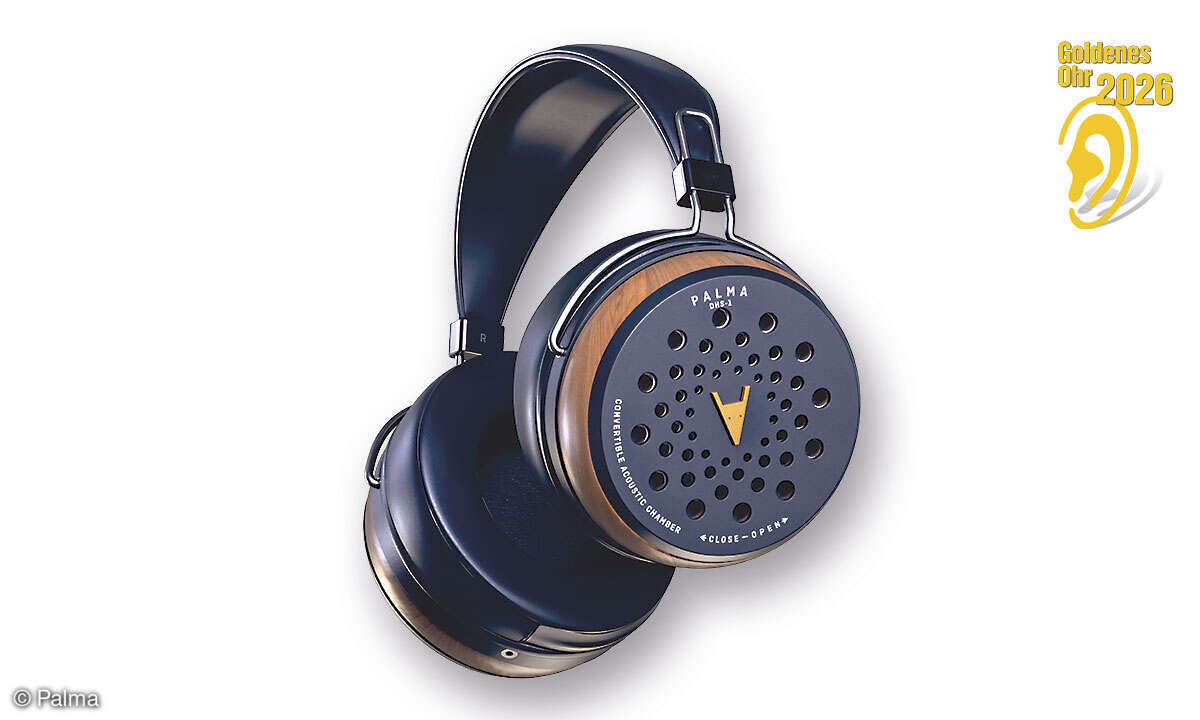 Ein echtes Novum: Dieser High-End-Kopfhörer erlaubt dank eines patentierten, rein mechanischen Systems mit einer einzigen 14-Grad-Drehung den Wechsel zwischen geschlossenem und offenem Hörmodus bei nahezu identischer Klangcharakteristik. Gehäuse aus 