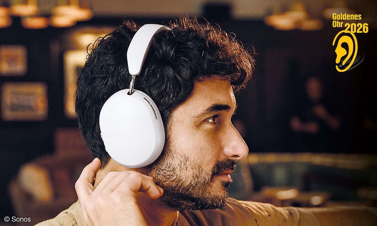 High-End und alltagstauglich zugleich: Der Kopfhörer bringt 3D-Audio samt dynamischem Head-Tracking und verlustfreiem Klang per Bluetooth 5.4 oder USB-C. Dazu kommt adaptive Geräuschunterdrückung, Laufzeit bis 30 Stunden und Multipoint-Verbindung.