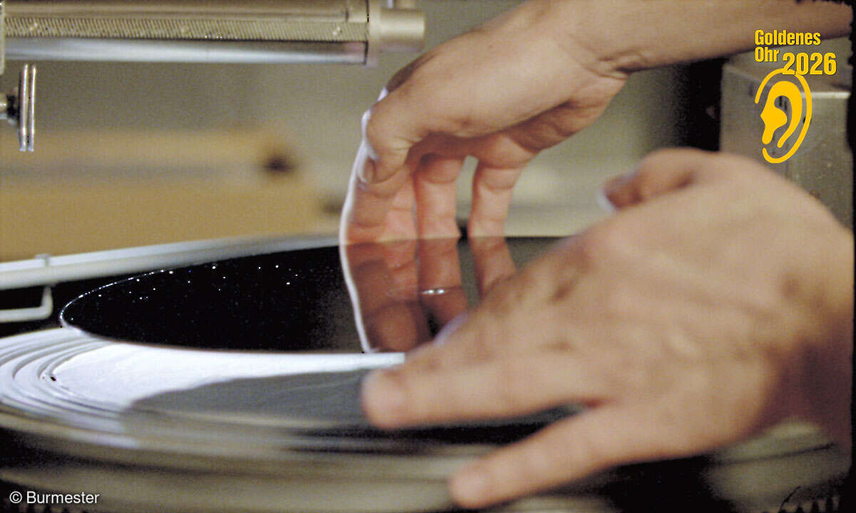 Burmesters exklusive Direct-to-Disc-Schallplatte wird bei der Aufnahme ohne digitale Zwischenschritte direkt auf eine Lackplatte geschnitten – das macht die Platte zu einem wertvollen Sammlerstück.