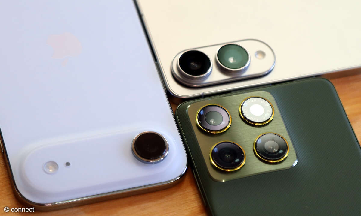 Moto Edge 70 versus Galaxy S25 Edge versus iPhone Air Vergleich Kameraeinheit