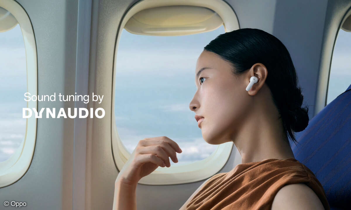 oppo-enco-x3s-lifestyle-dynaudio