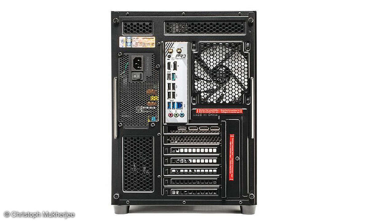 ERAZER Tank X15 Gaming PC