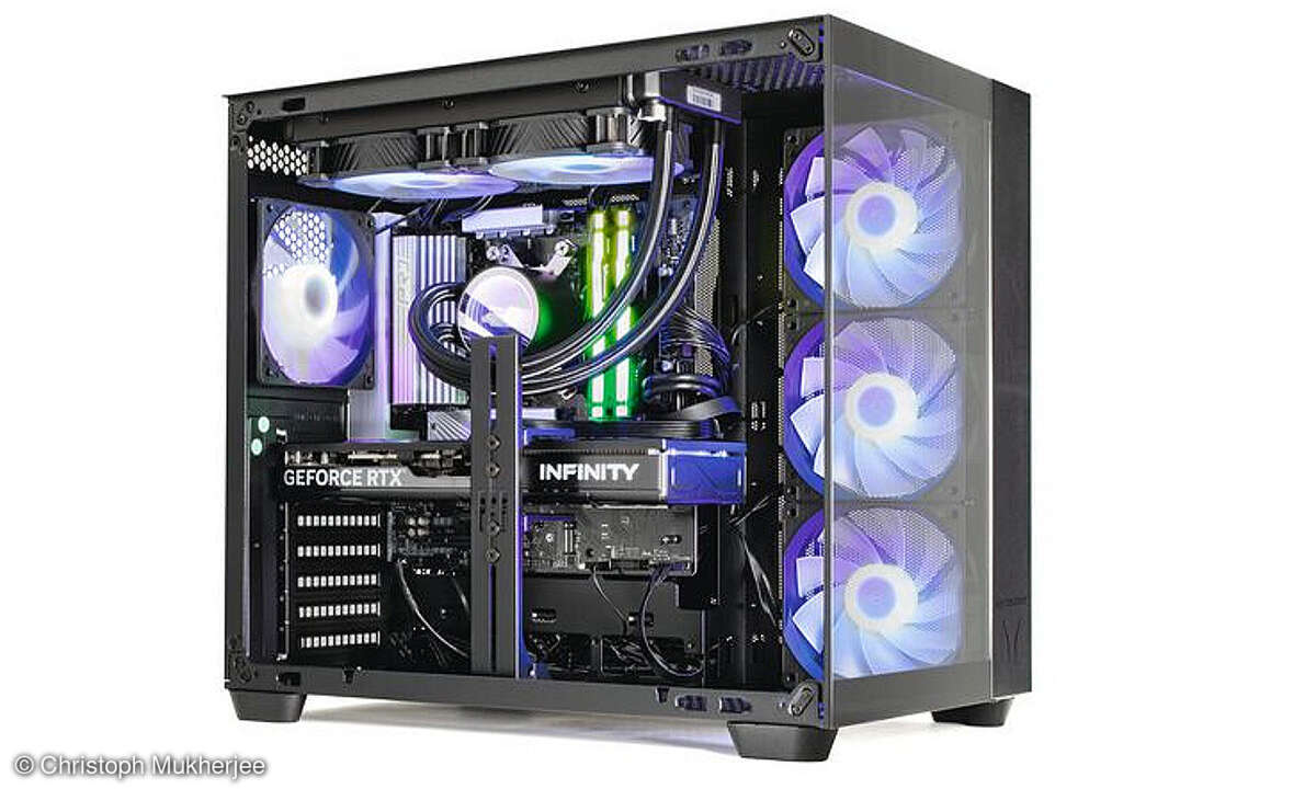 ERAZER Tank X15 Gaming PC