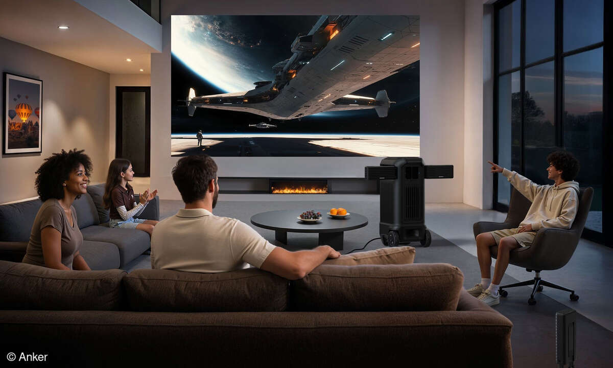 Der X1 Pro kombiniert Partybox mit Surround-Anlage und hochwertiger Bildprojektion.