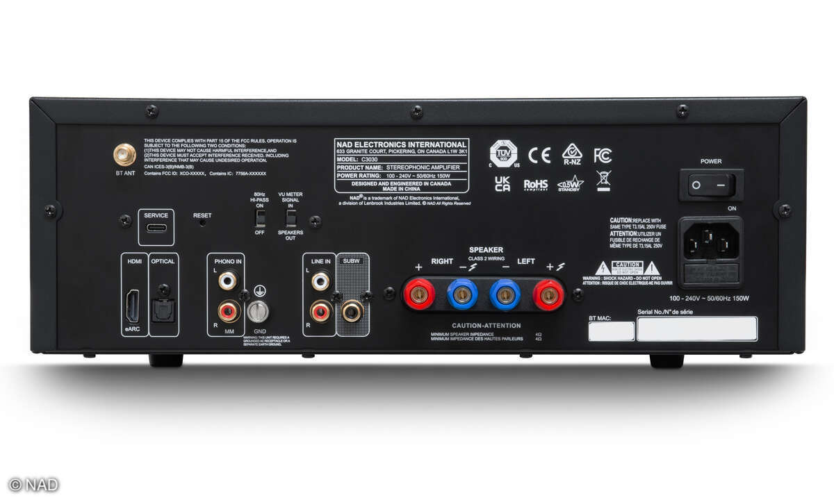 nad-c-3030-stereo-streaming-stereo-vollverstaerker-reuckseite