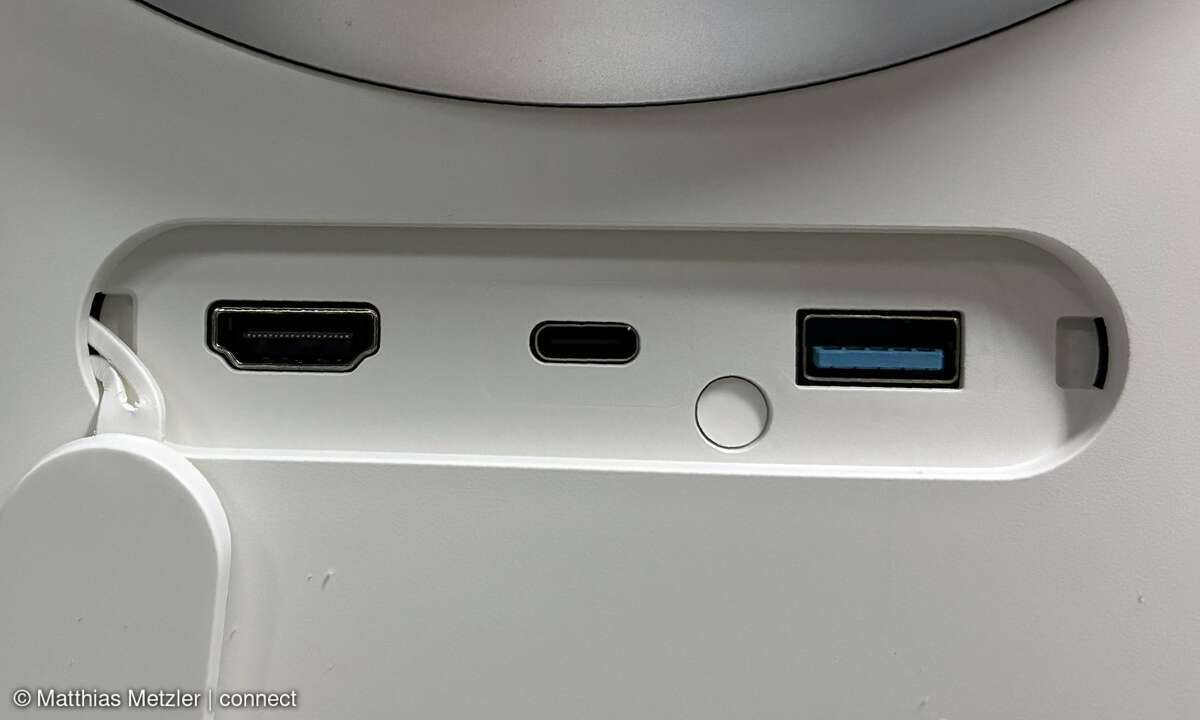 thomson-27ue7m45-ports