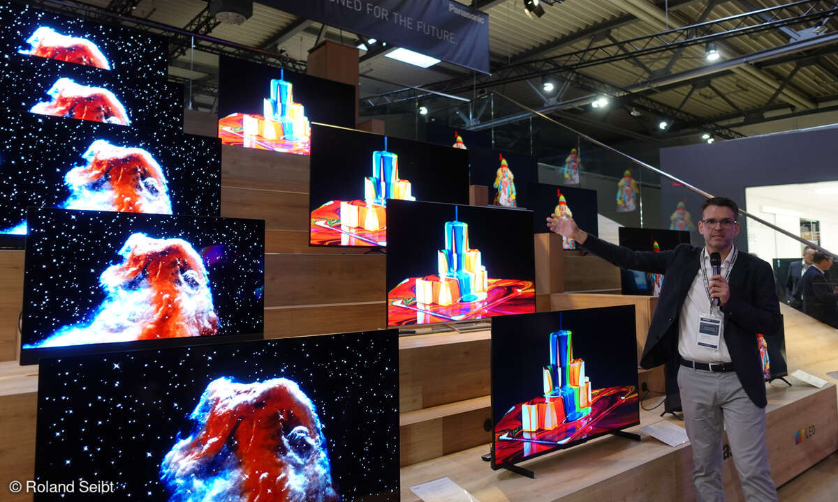 Produkttrainer Andreas Uhlig kenn die neue TV-Range von Panasonic und alle Features schon in- und auswendig