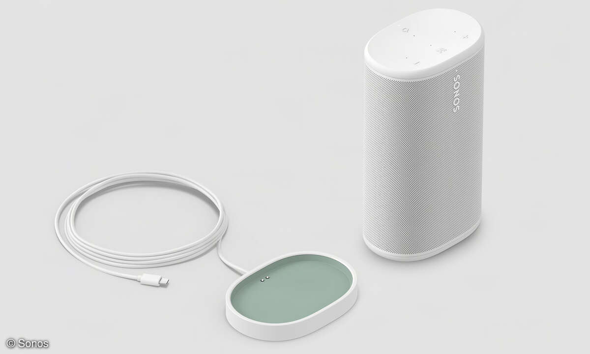 sonos-play-white-with-charging-base