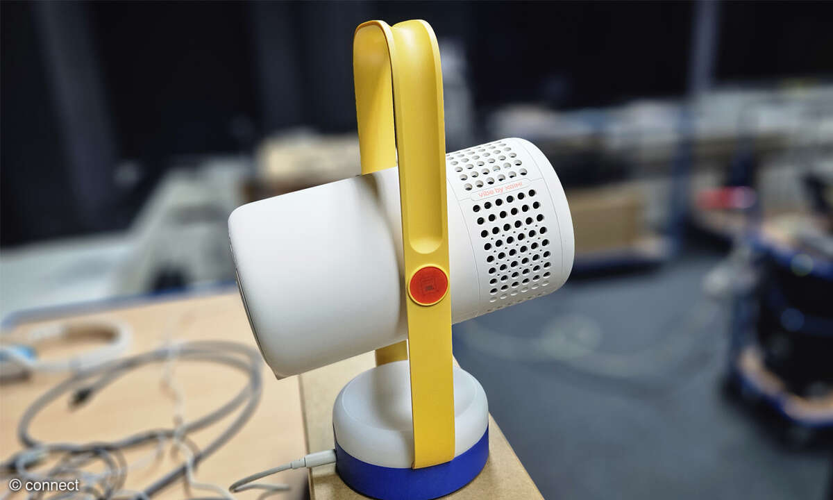 Bringt Farbe ins schwarz-grau-beige Video-Testlabor.