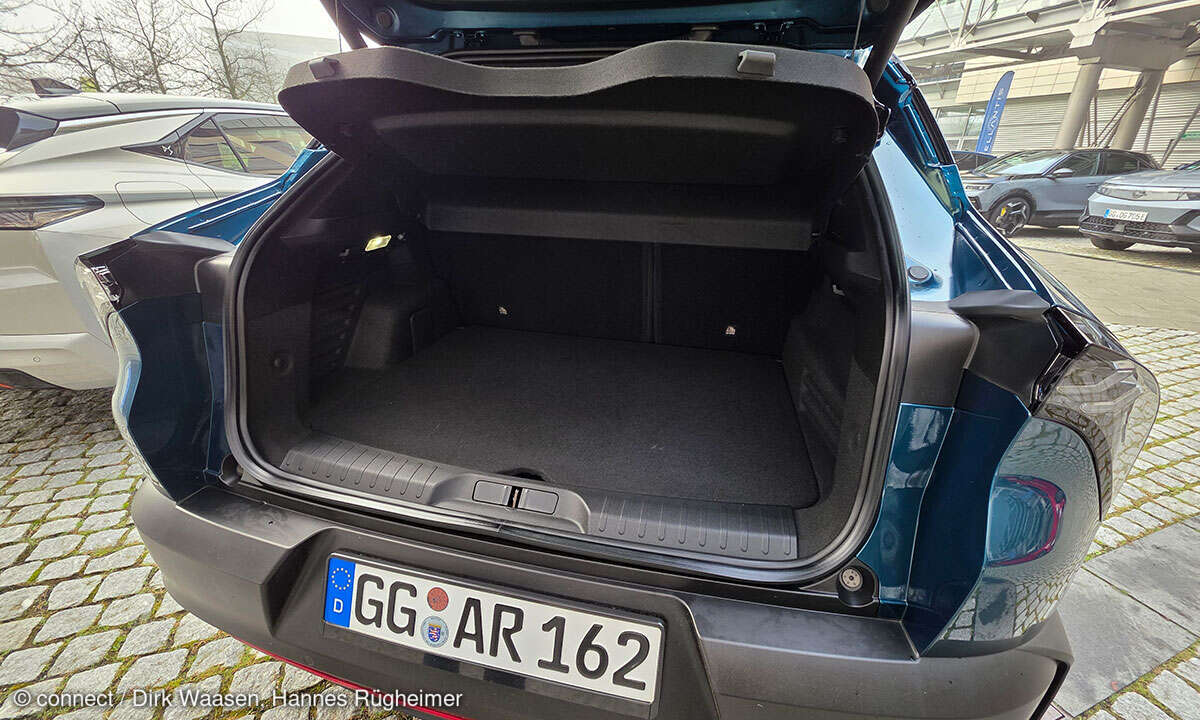 Alfa Romeo Junior Ibrida Q4 im Test: Kofferraum