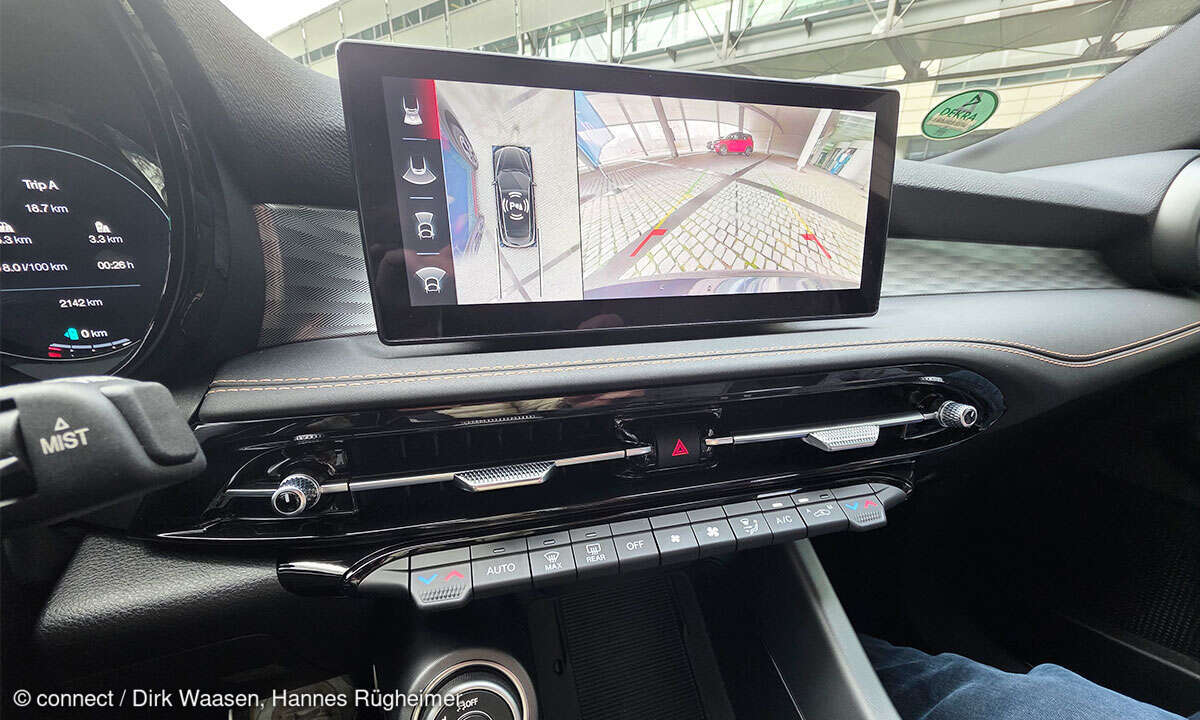 Alfa Romeo Tonale 1.3T Ibrida Plug-in Q4 im Test: Display