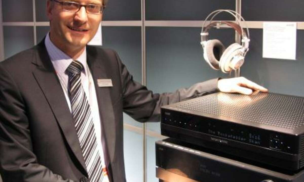 Harman AVR 755