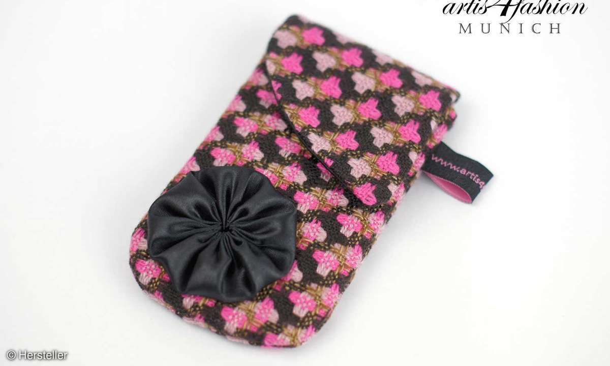 Smartphone-Tasche mit Stoffblume