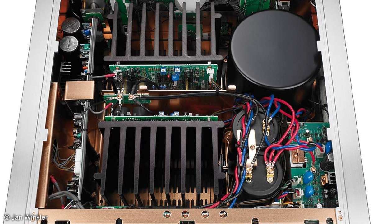 Vollverstärker Marantz PM 11 S 2