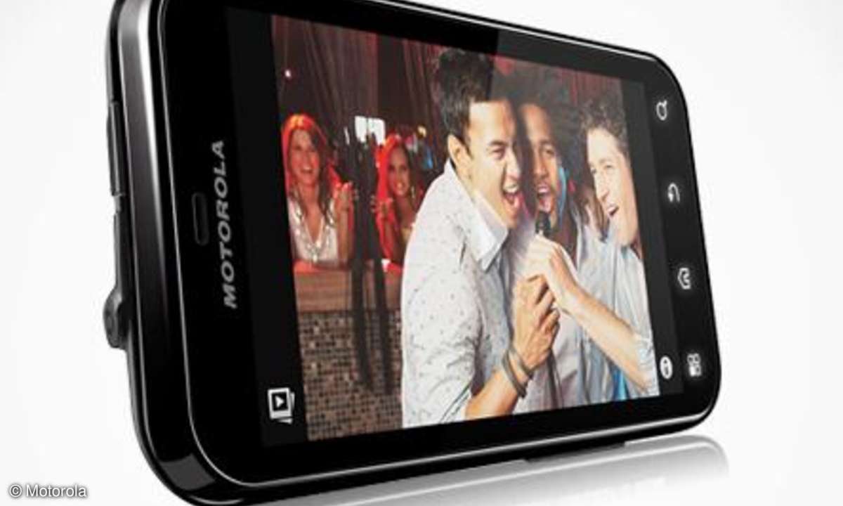 Motorola Defy