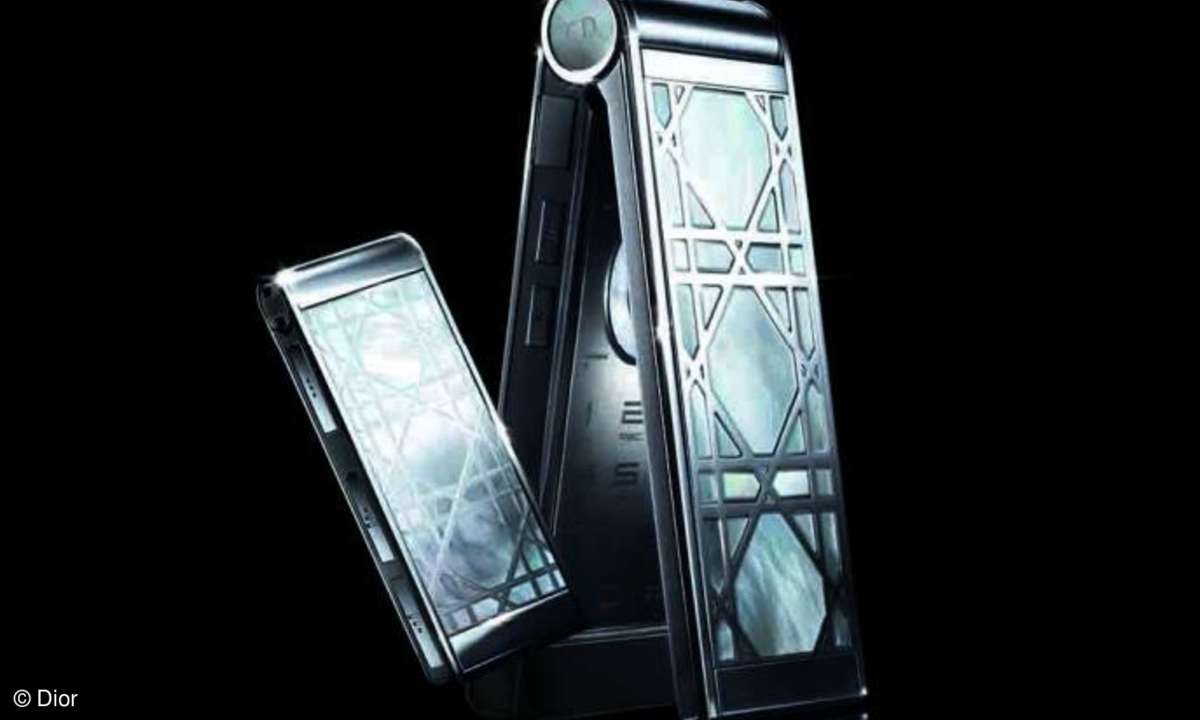 Dior Phone Mother of Pearl