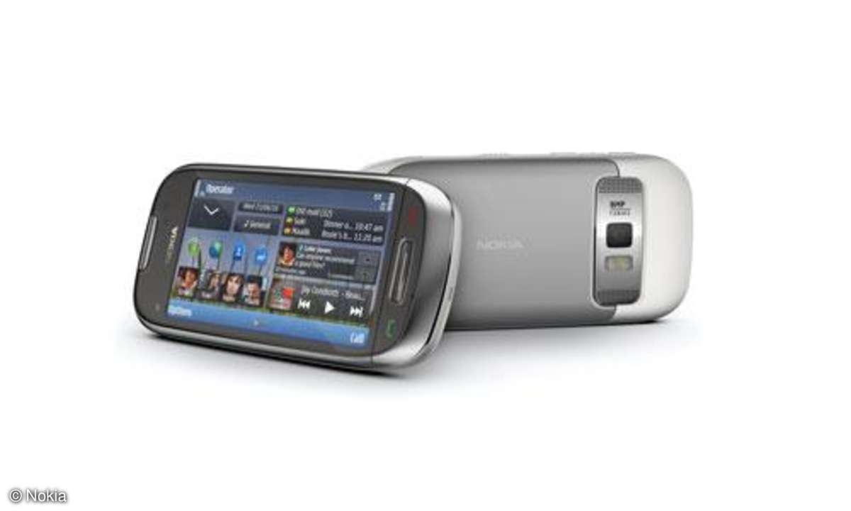Nokia C7