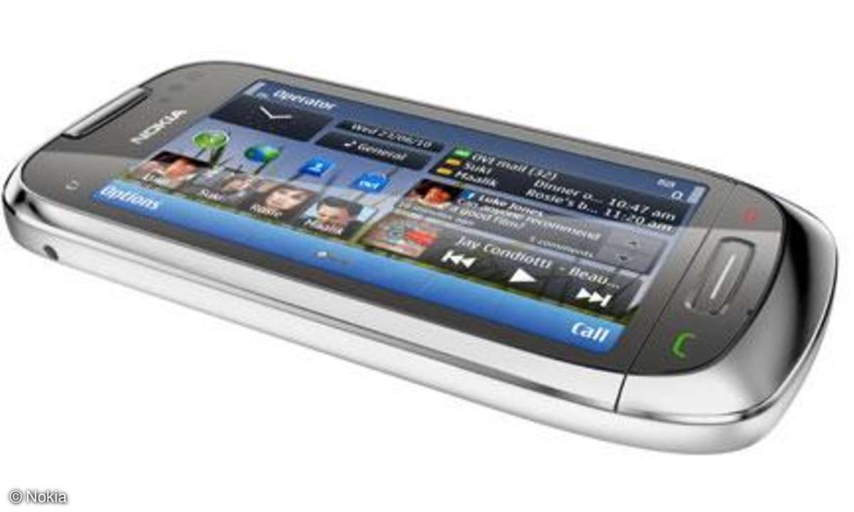 Nokia C7