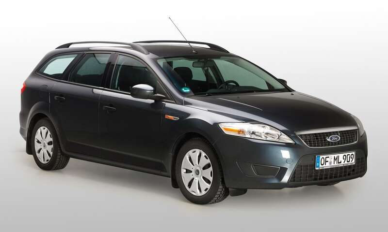 Schlafen im ford mondeo