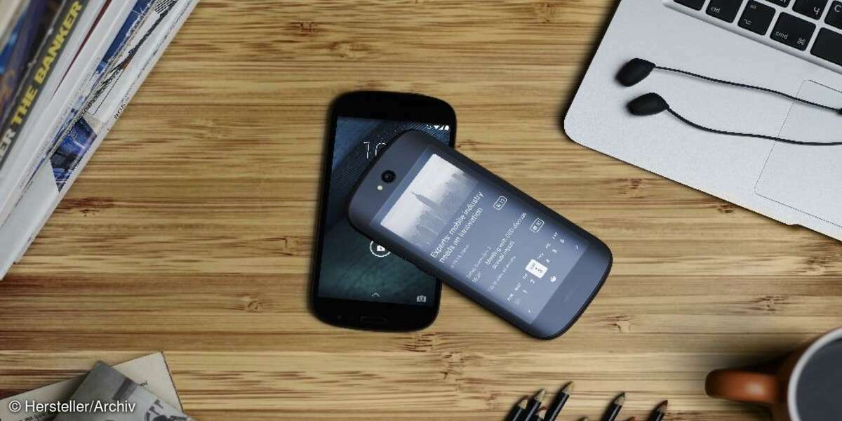 Yotaphone 2