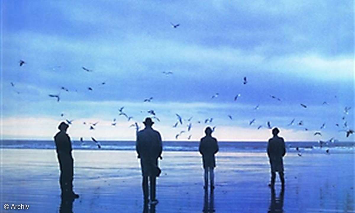 ECHO AND THE BUNNYMEN