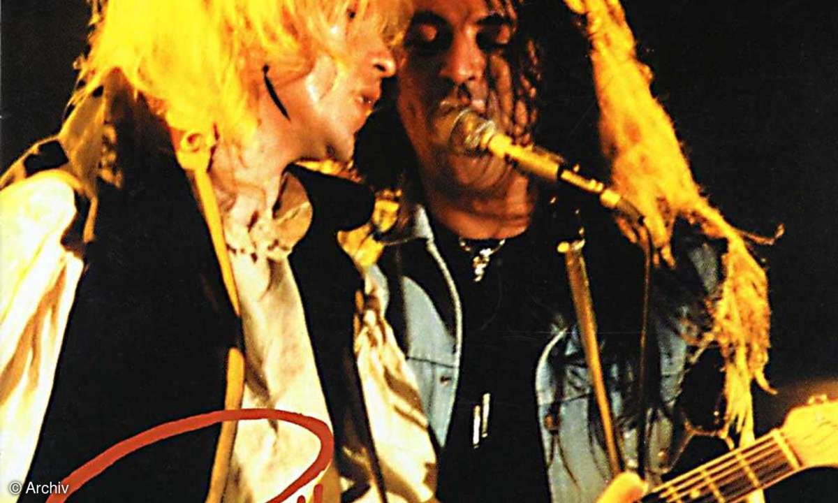 GILLAN On The Rocks - Live In Germany