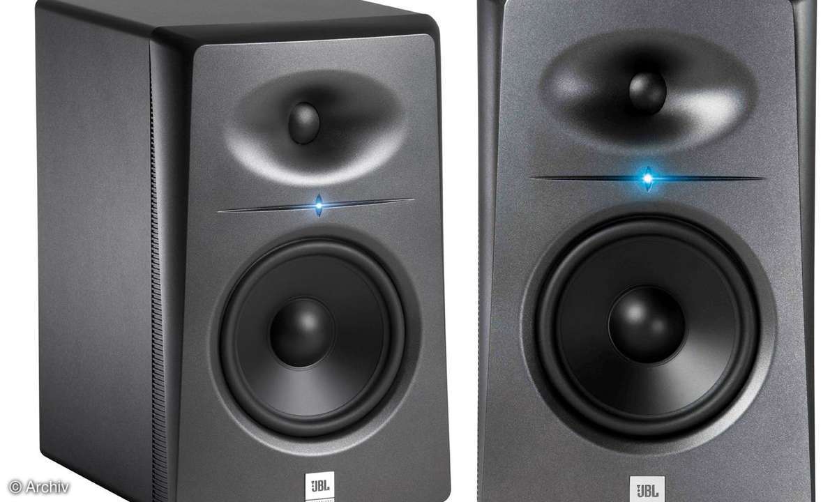 JBL LSR 2325 P