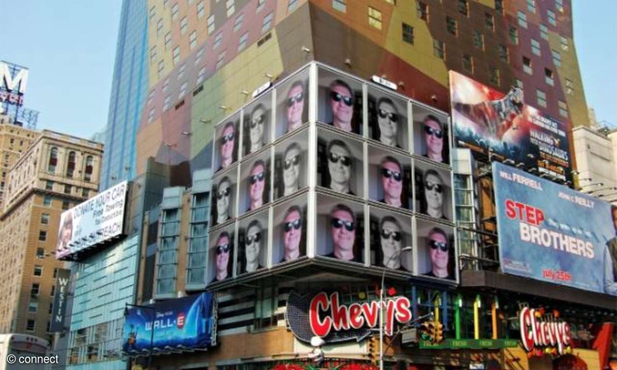 PhotoFunia