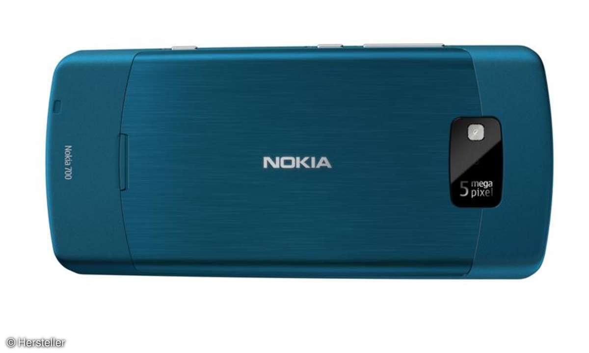 Nokia 700