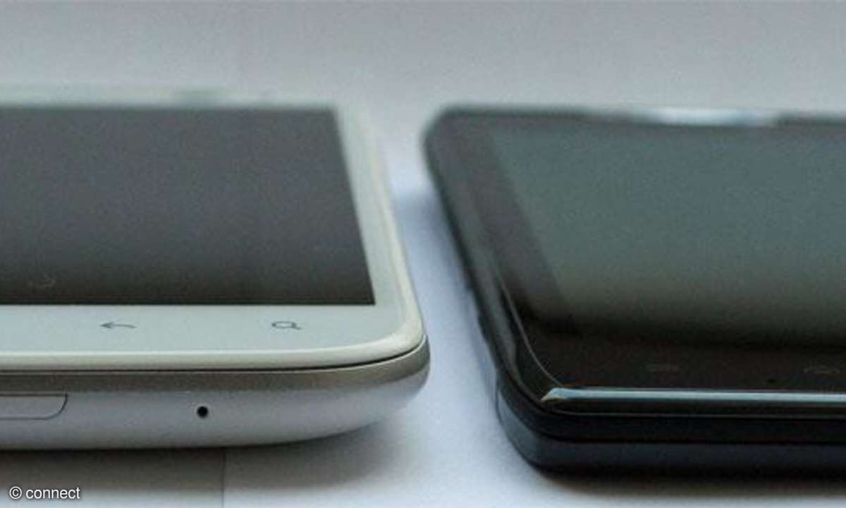Motorola RAZR vs. Sensation XL