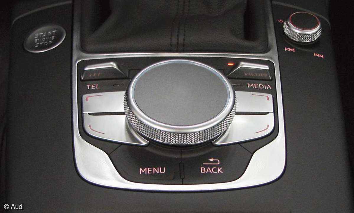 Touchpad im Auto