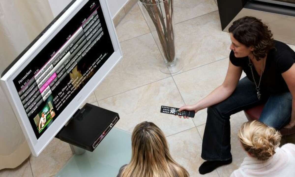 TV übers Internet: Telekom Entertain besser als Vodafone TV