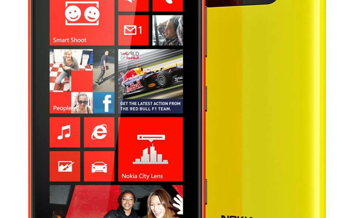 Nokia Lumia 820