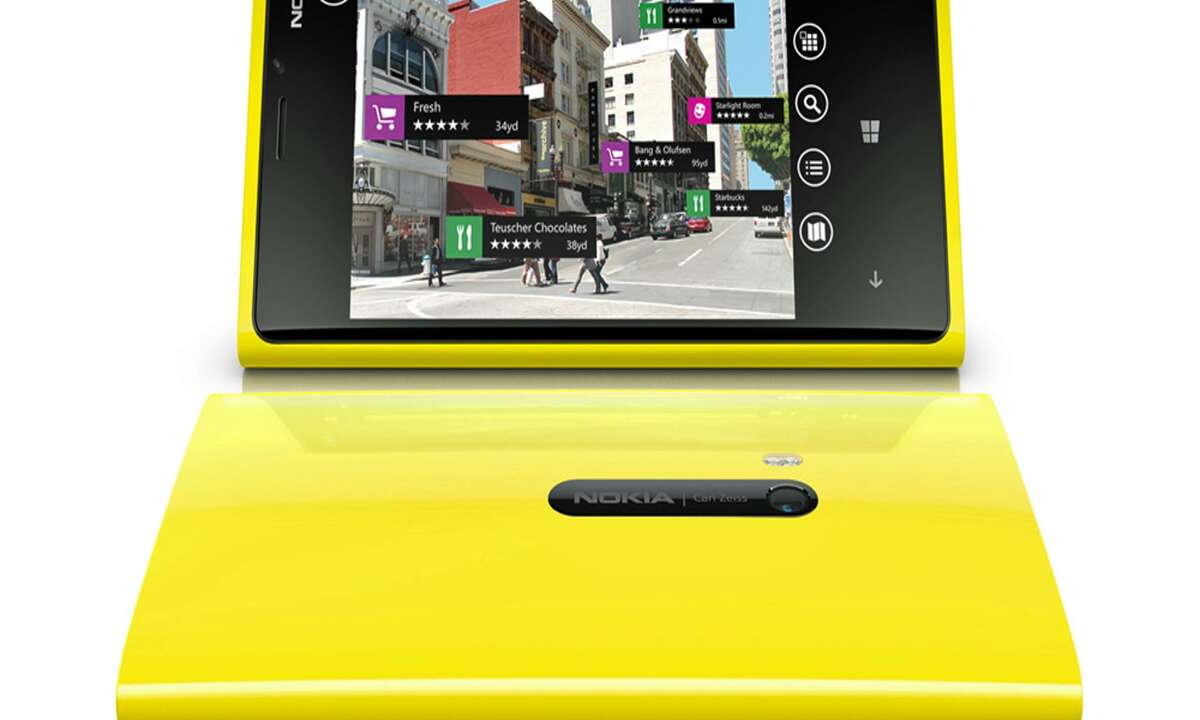 Nokia Lumia 820
