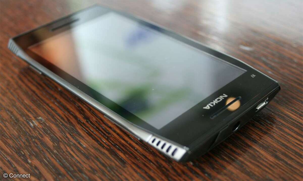 Nokia X7
