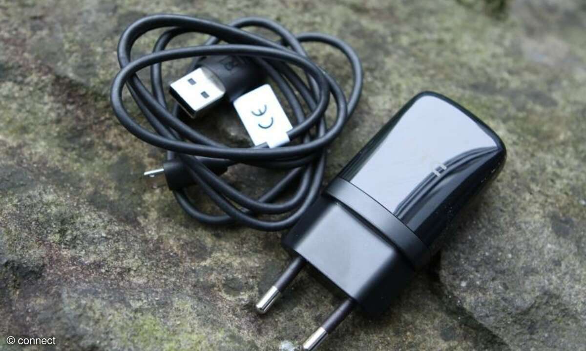 HTC One V