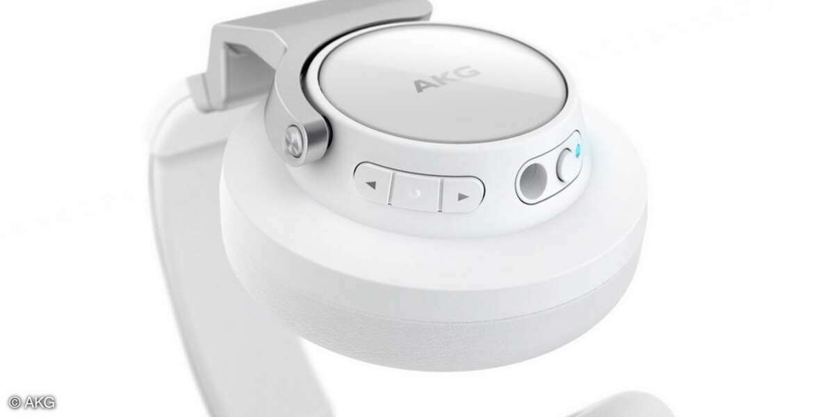 AKG K845 BT weiß